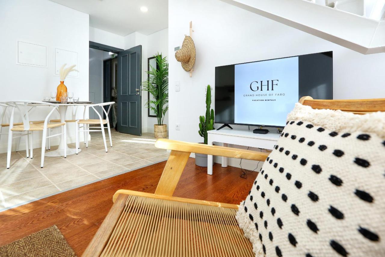 Under The Moon Apartment Faro Bagian luar foto